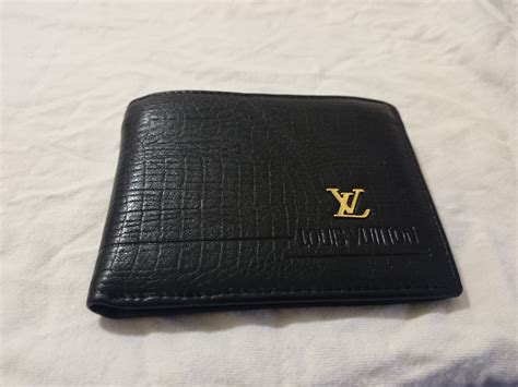 custodia per occhiali louis vuitton falsa|louis vuitton wallet false.